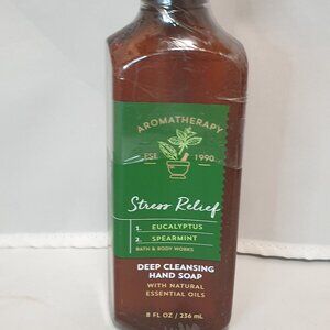 NEW Bath & Body Works Aromatherapy Stress Relief Eucalyptus Spearmint Hand Soap